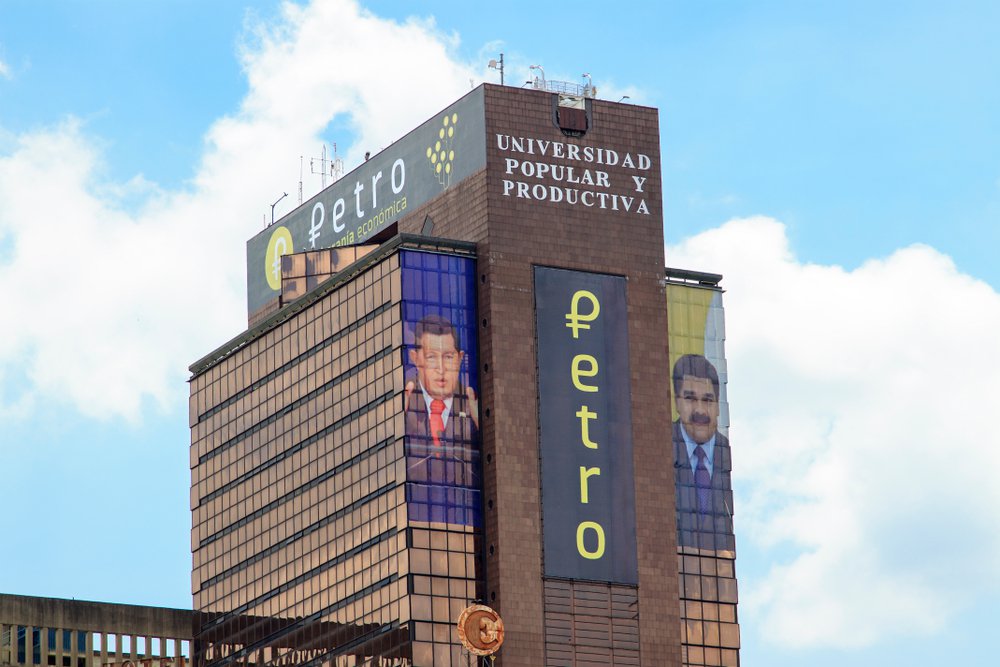 Venezuelans To Use Petro For Registering And Extending Passports